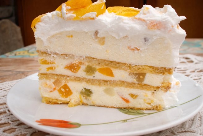 Tort cu fructe