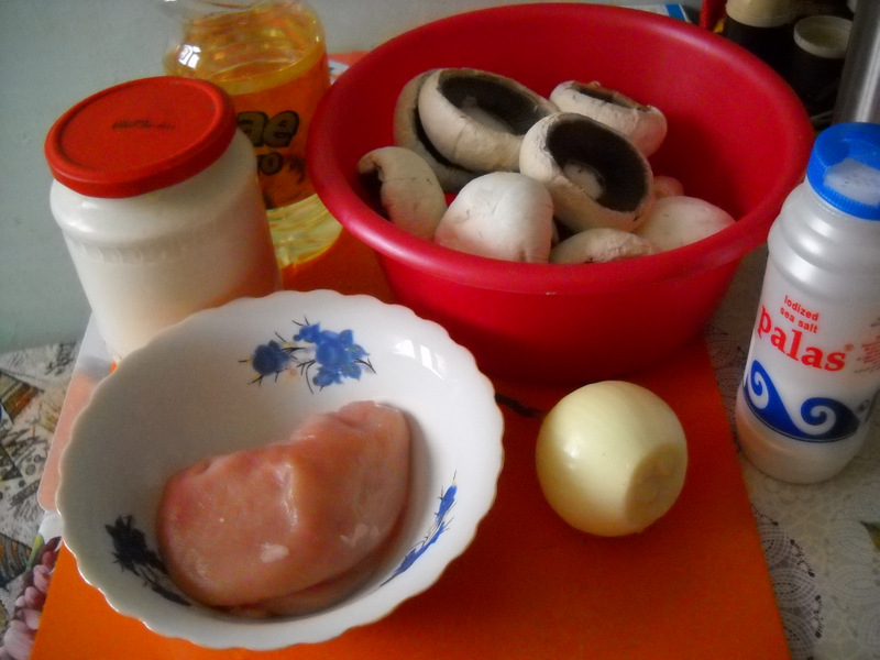 Ciulama de pui cu ciuperci (2)