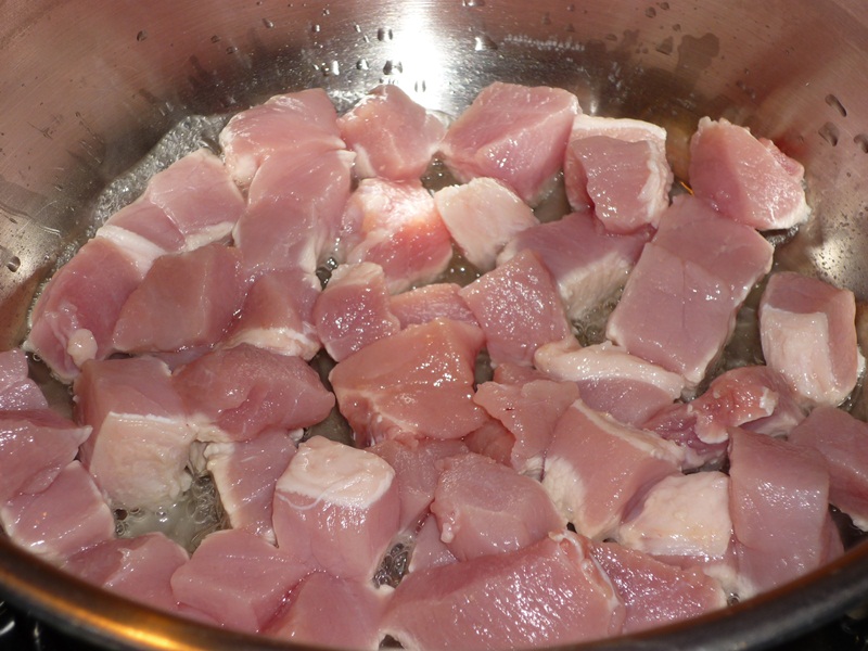 Tocanita de legume cu carne de porc