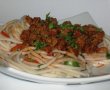Spaghetti cu carne tocata in sos de rosii-12