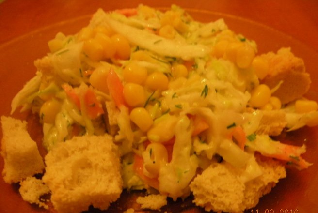 Salata de varza cu porumb