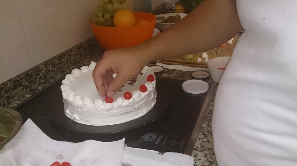 Tort festiv cu fructe si frisca by Tammar