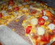 Pizza cu ton si porumb-11