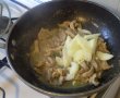 Mancarica din muschi de vita cu mazare si cartofi-2