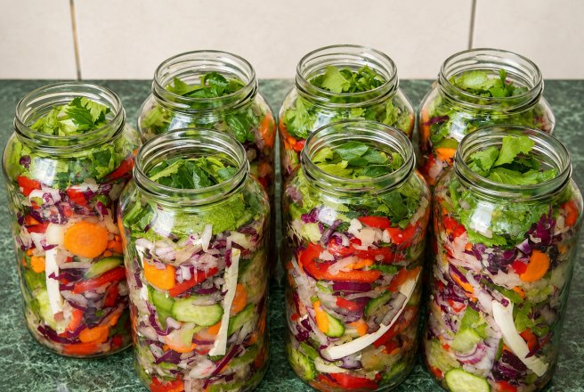 Salata asortata pentru iarna (reteta Motan)