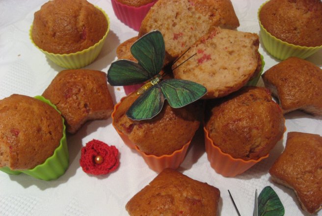 Briose cu dulceata de trandafir