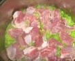 Tocanita de porc cu ceapa si telina verde-5
