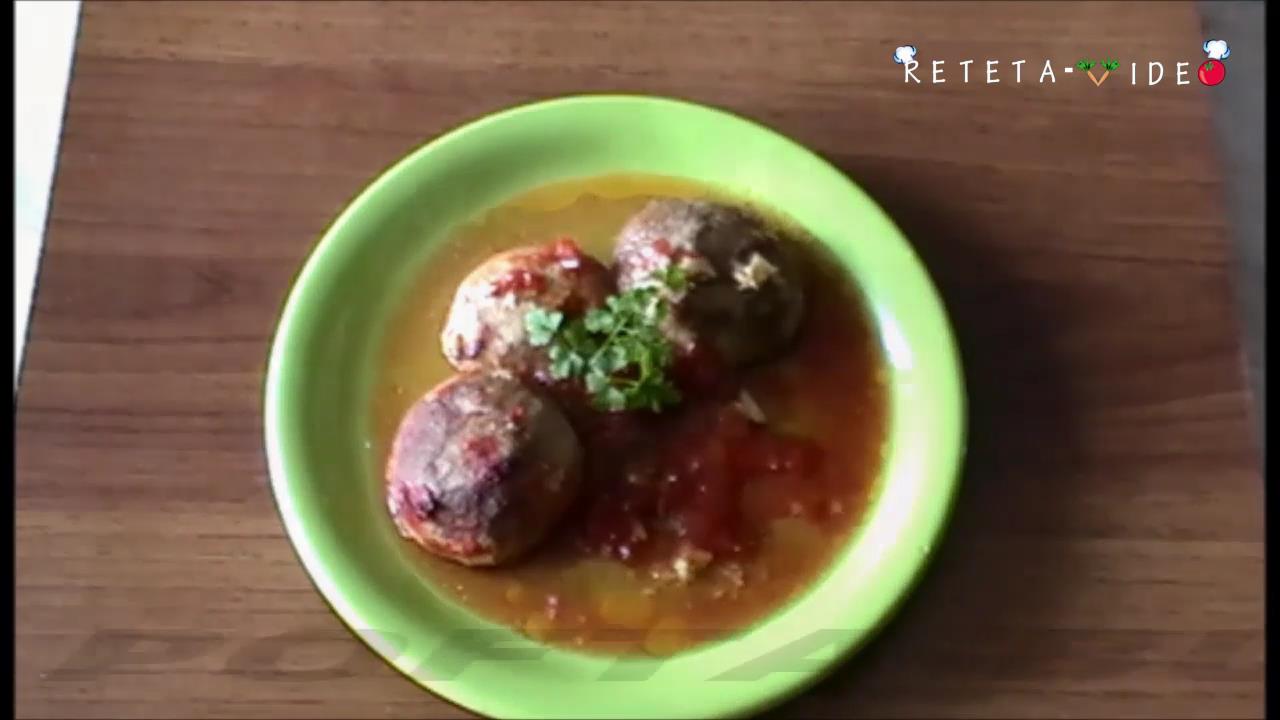 Ciuperci cu sos de rosii si usturoi la cuptor (Reteta Video)