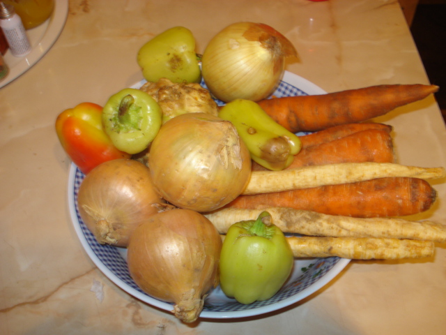 Garnitura simpla de Cuscus cu legume