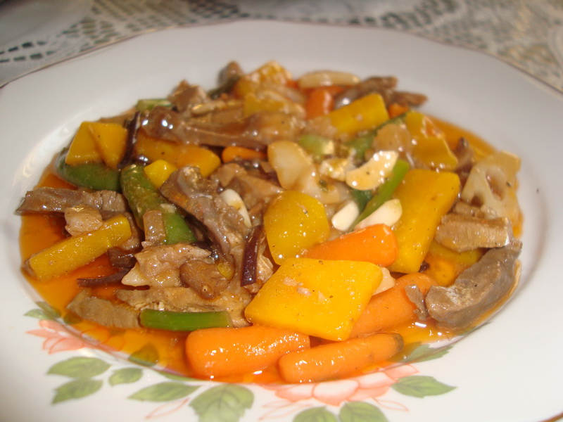 Ceafa de porc cu legume chinezesti