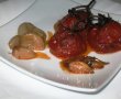 Branza fondue cu usturoi copt in sos de rosii-6