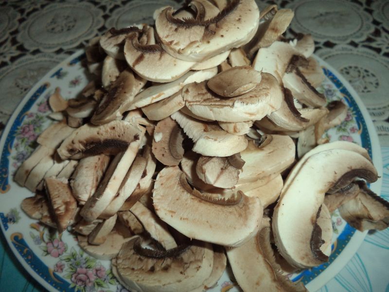 Ciorba de ciuperci brune