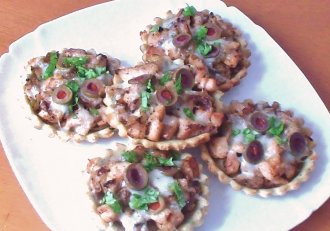 Mini tarte cu pui si ciuperci(reteta video)