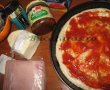 Pizza cu sunca si rosii uscate-1