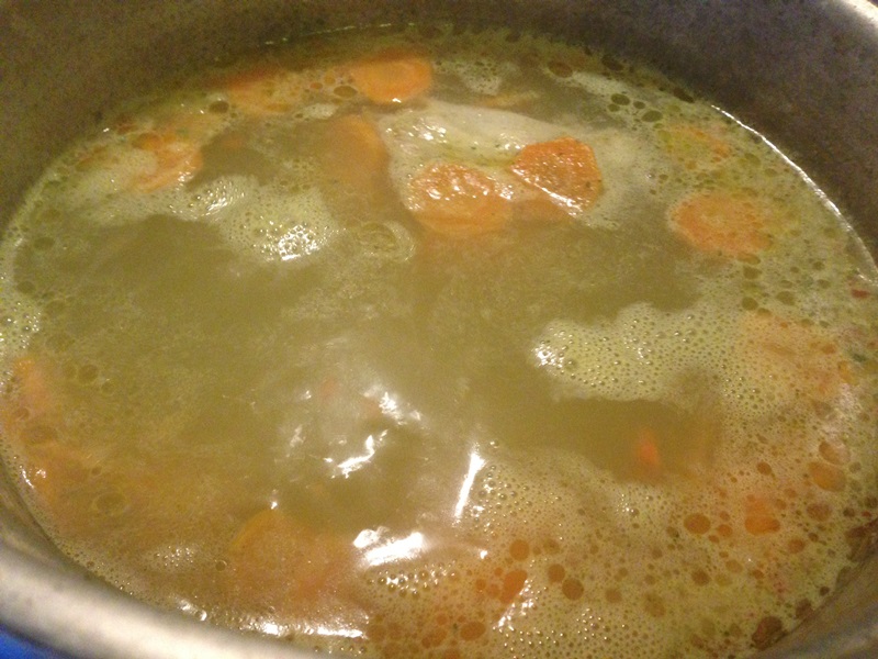 Supa de pui cu zucchini