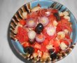 Salata cu rosii si crutoane-4