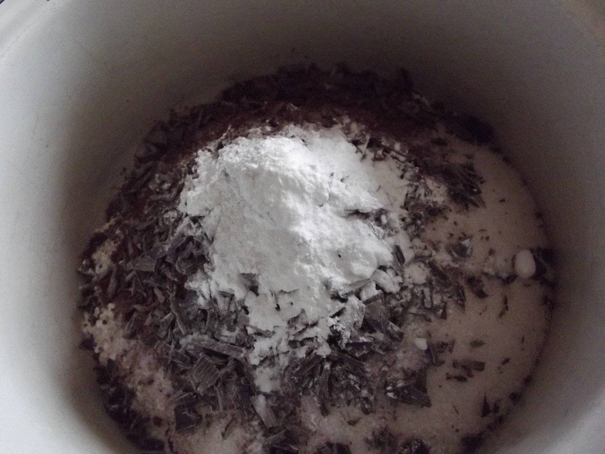 Prajitura cu crema de ciocolata ( de post)