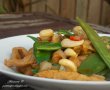 Porc thailandez cu mangetout si caju-4