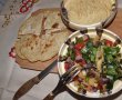 Salata calda cu lipii si humus-6