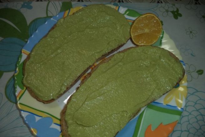 Pasta de avocado