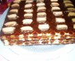 Tort din foi de napolitane cu sos caramel si glazura de ciocolata  (reteta nr.100)-5