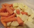 Tocanita de cartofi cu morcovi si perisoare-2