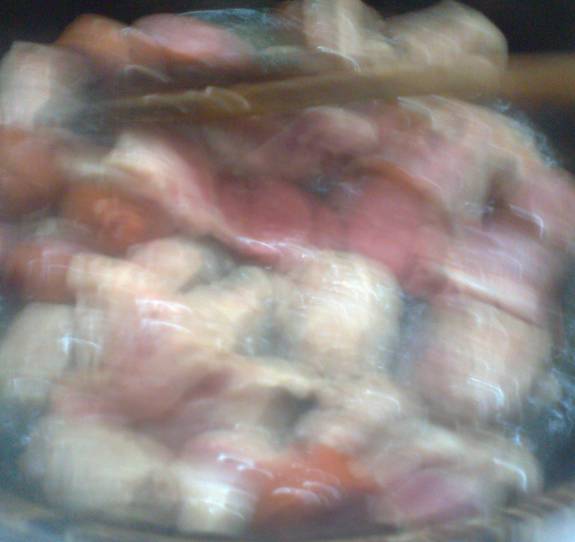 Tocanita de ceafa si carnati de porc