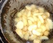Friptura de porc cu cartofi noi-1
