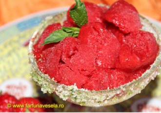 Sorbet de capsune