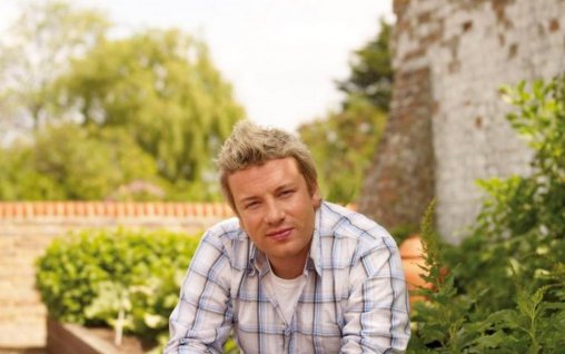 Jamie Oliver in iulie la Tv Paprika