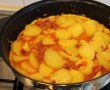 Tortilha spaniola cu carnati picanti-6