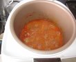 Perișoare în sos tomat cu capere și măsline, acompaniate de Serpentine de la Băneasa-3