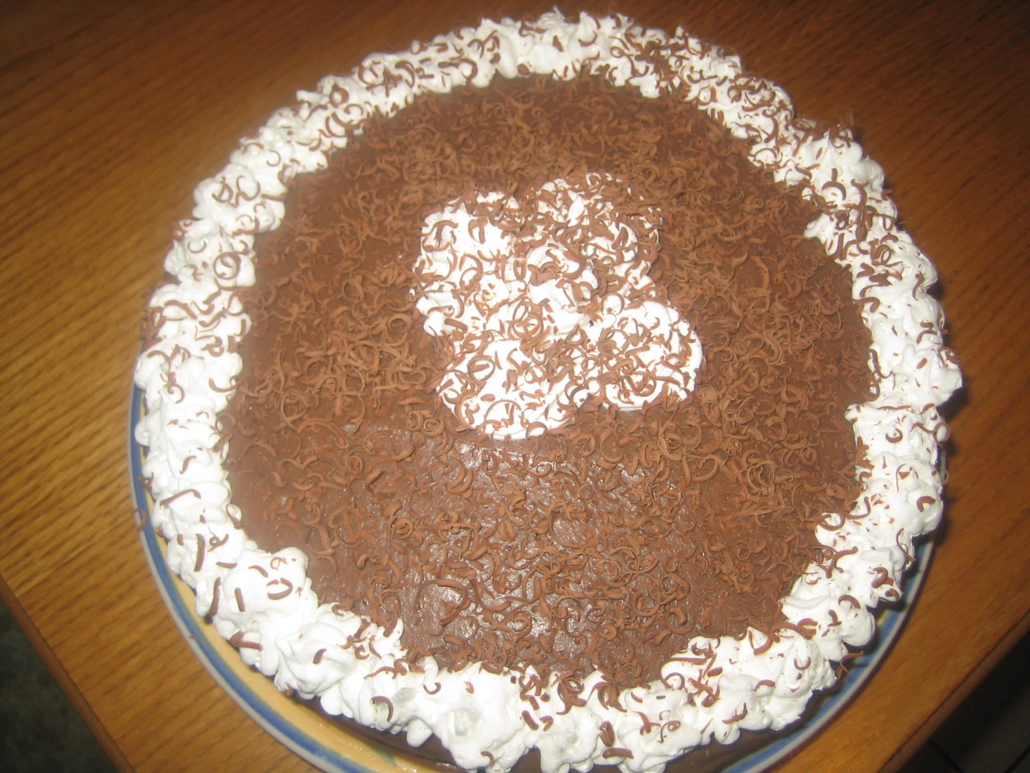 Tort de ciocolata cu visine