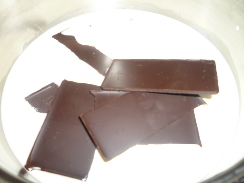 Tarta de ciocolata cu frisca