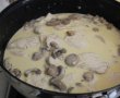 Piept de pui cu sos alb de ciuperci-9