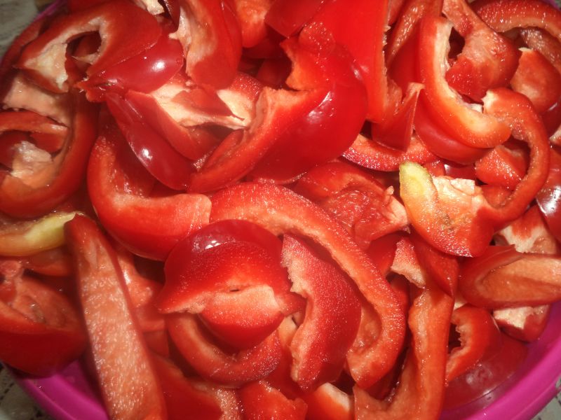 Gogosari in sos tomat
