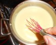 Prajitura cu zmeura si crema de vanilie-4