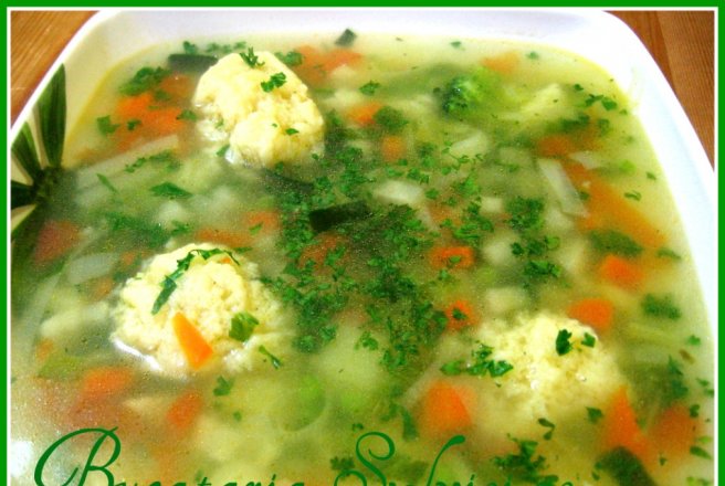 Supa de legume cu galuscute