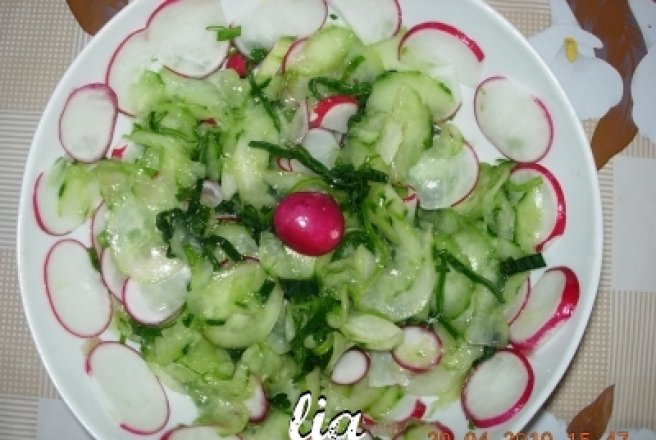 Salata usoara de castraveti