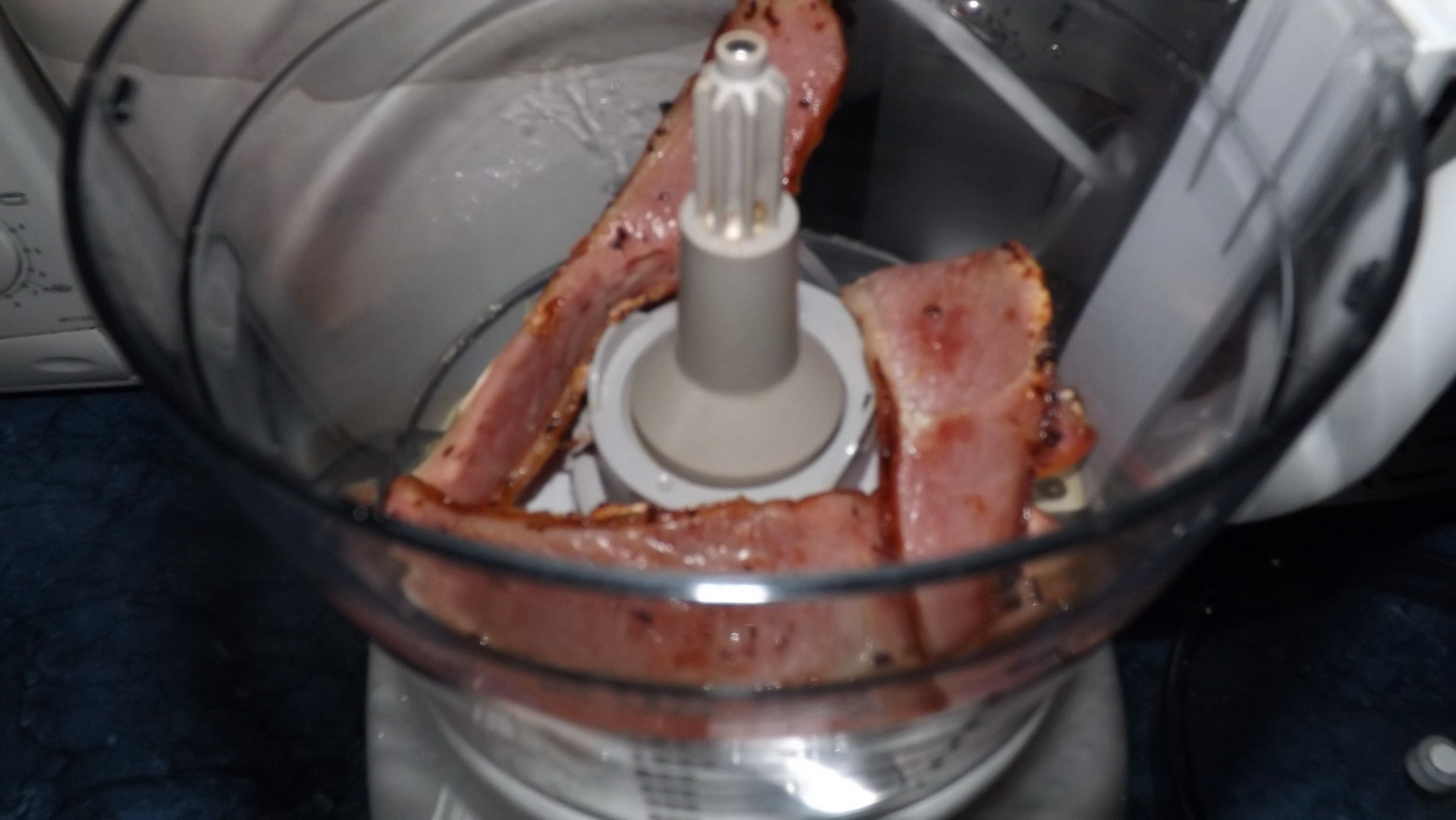 Melcisori cu dovleac sub crusta crocanta de pesmet cu bacon