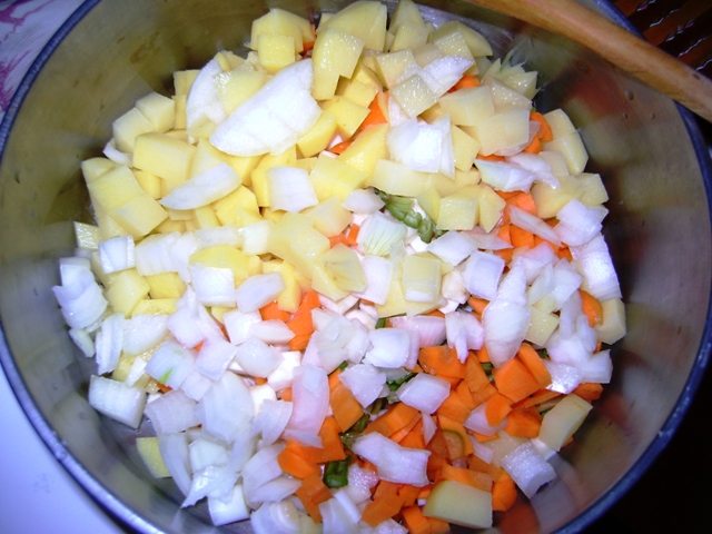 Supa de cartofi cu telina