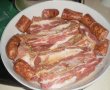 Tava lipicioasa (piept de porc, coaste si carnati la cuptor)-1