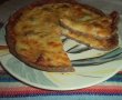 Pizza din aluat negru cu branzeturi si masline-9