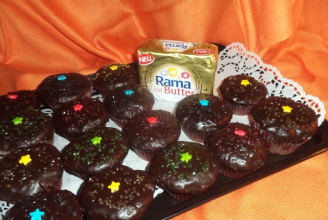 Reteta Muffins Cu Bucati De Ciocolata Amaruie Si Rama Mit Butter