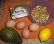 Guguluf cu avocado, nuca si Rama mit Butter-0