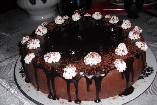 Tort De Ciocolata - Amandina
