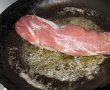 Muschiulet de porc la cuptor cu sos alb si ciuperci-0