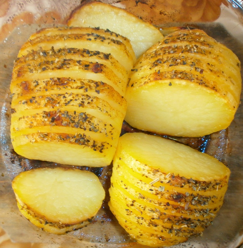 Cartofi cu ierburi aromatice