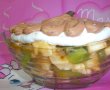Salata cu banana, mar, kiwi si frisca-5