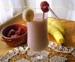 Milkshake cu banane si capsuni-2